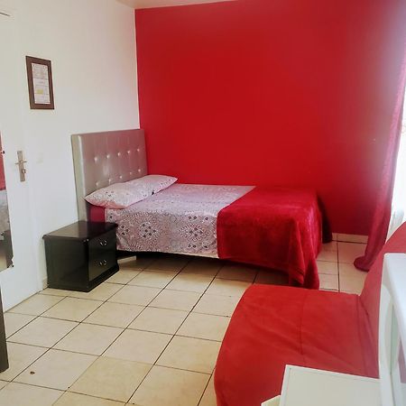 Hotel Le Cedre Saint-Denis  Esterno foto