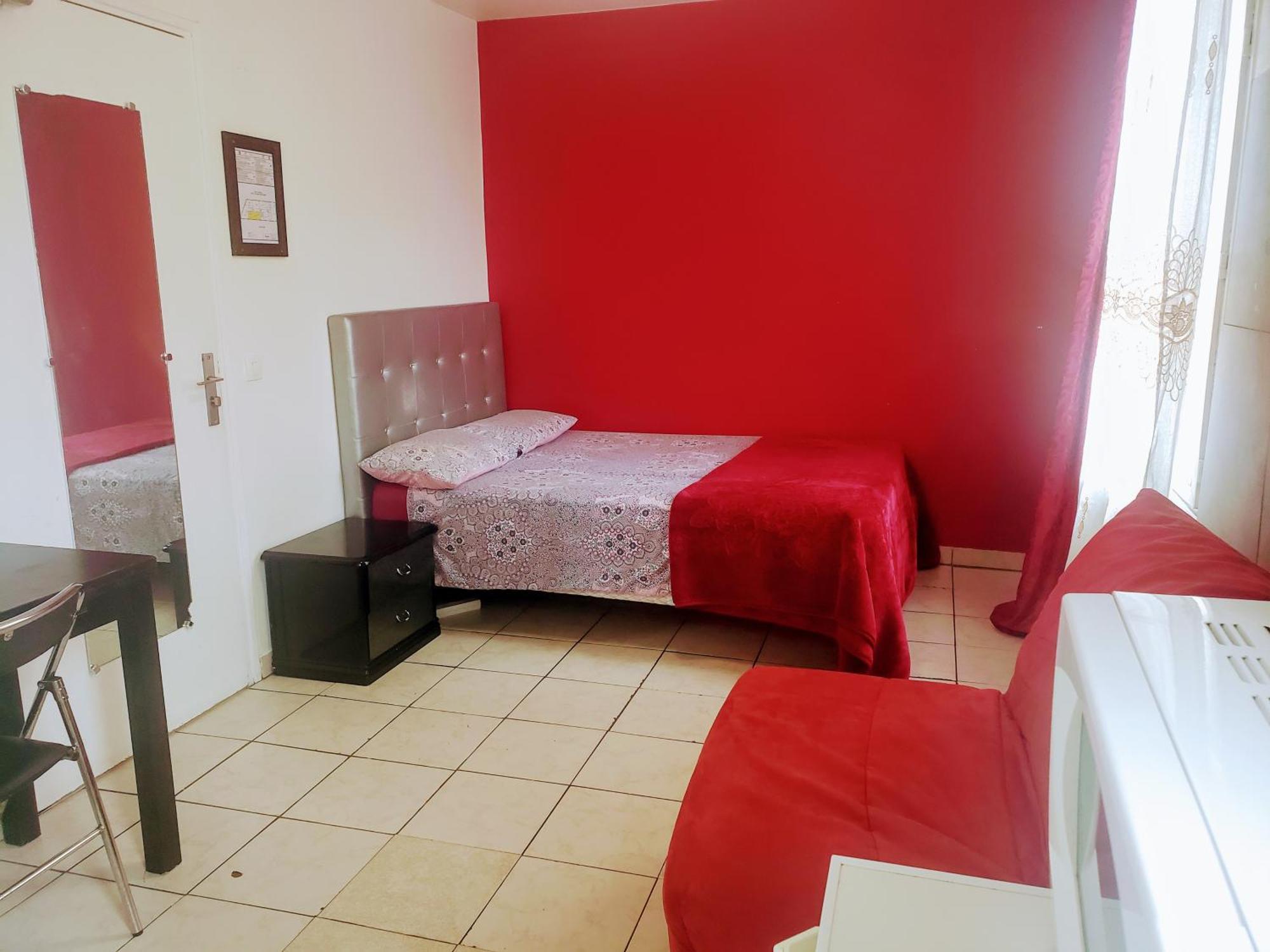 Hotel Le Cedre Saint-Denis  Esterno foto