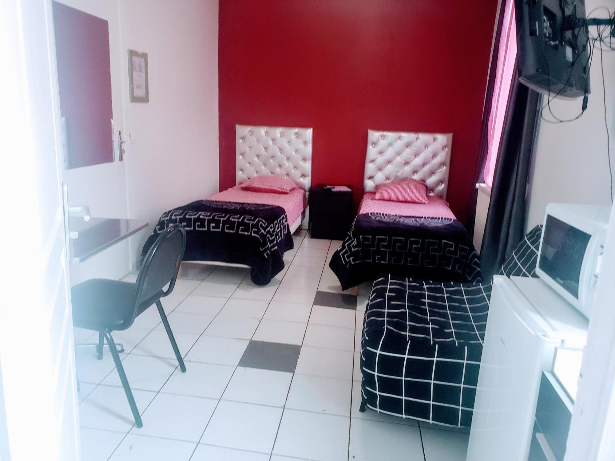 Hotel Le Cedre Saint-Denis  Esterno foto